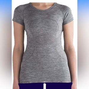 Lululemon swiftly tech short sleeve